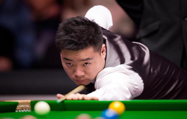 球员评分中 球员评分中