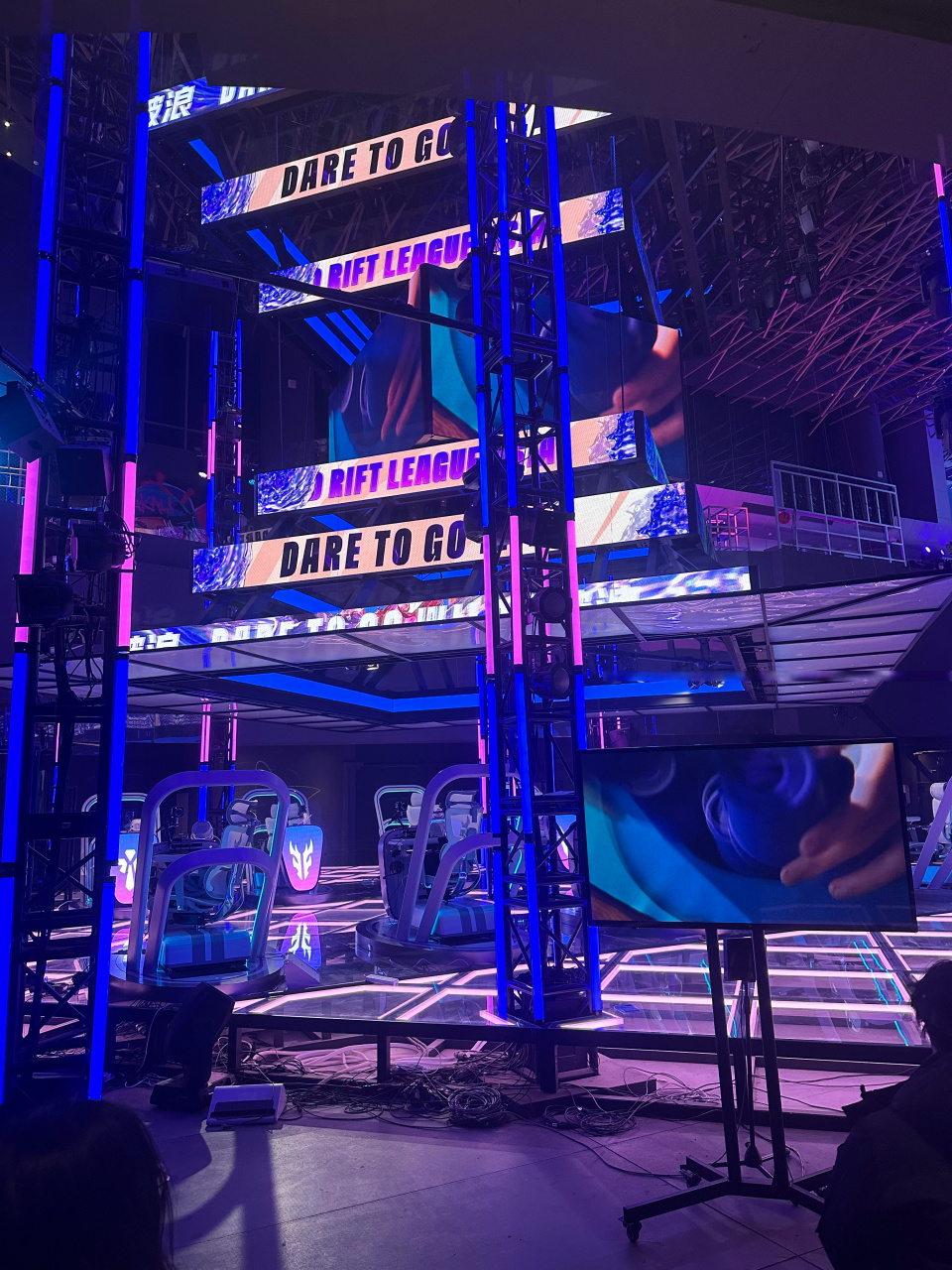 上展现强大 上展现强大